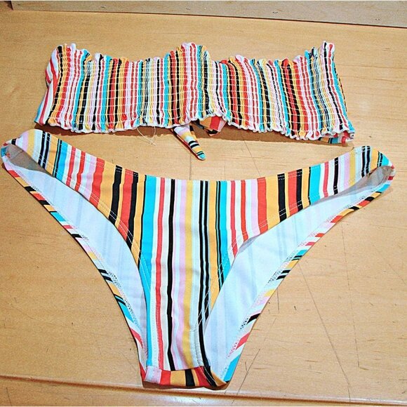 Bikini 2 Piece Bandeau Ruffle Trim Strapless Striped Printed Matching Swimsuit - Picture 2 of 6